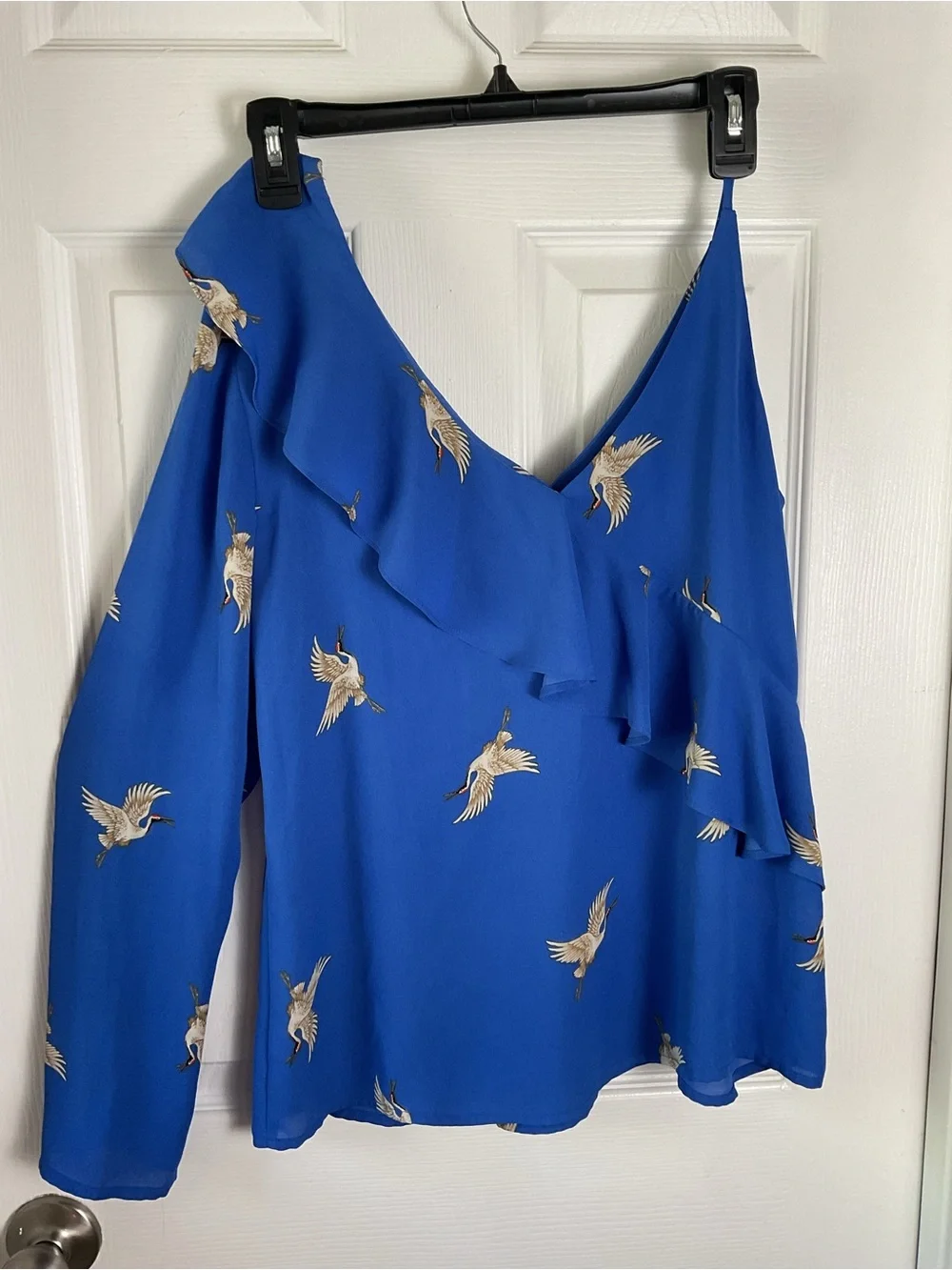 Belle Sky Womens Blue Crane Print One Shoulder Ruffle Blouse Size M - Picture 5 of 8